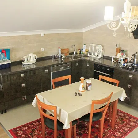 Acar House *