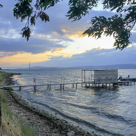 Апартаменты Acar House