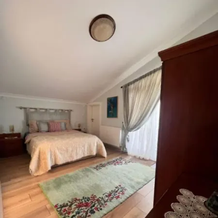 Acar House *
