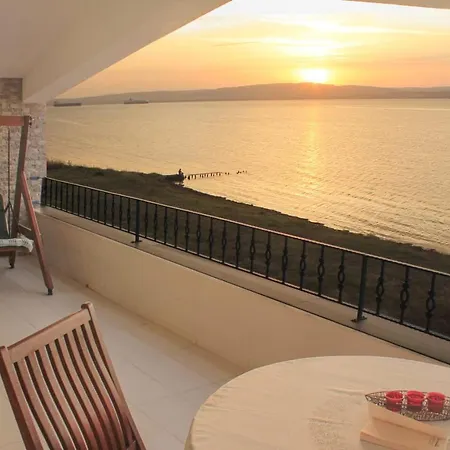 Apartment Acar House